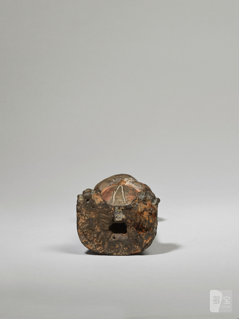 隋/唐早期 陶加彩仕女俑 | STATUETTE DE DAME DE COUR EN TERRE CUITE POLYCHROME - 图2